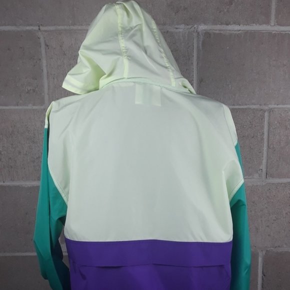 Women's Champion Colorblock Pullover Wind Jacket - Picture 4 of 8